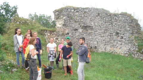 2017 : Chantier de Jeunes " Dégagement de la courtine"